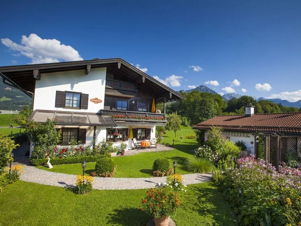 Holiday home Rooster 2 -Kierngasshaeusl- Villa Schoenau am Koenigsee